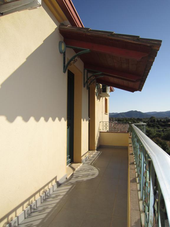 Casa Vacanze - Villa San Pietro المظهر الخارجي الصورة