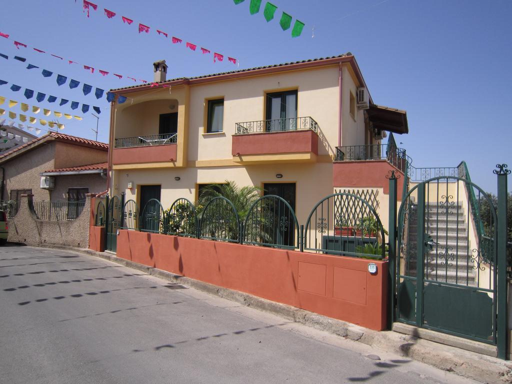 Casa Vacanze - Villa San Pietro المظهر الخارجي الصورة