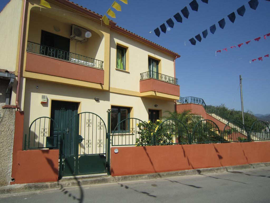 Casa Vacanze - Villa San Pietro المظهر الخارجي الصورة